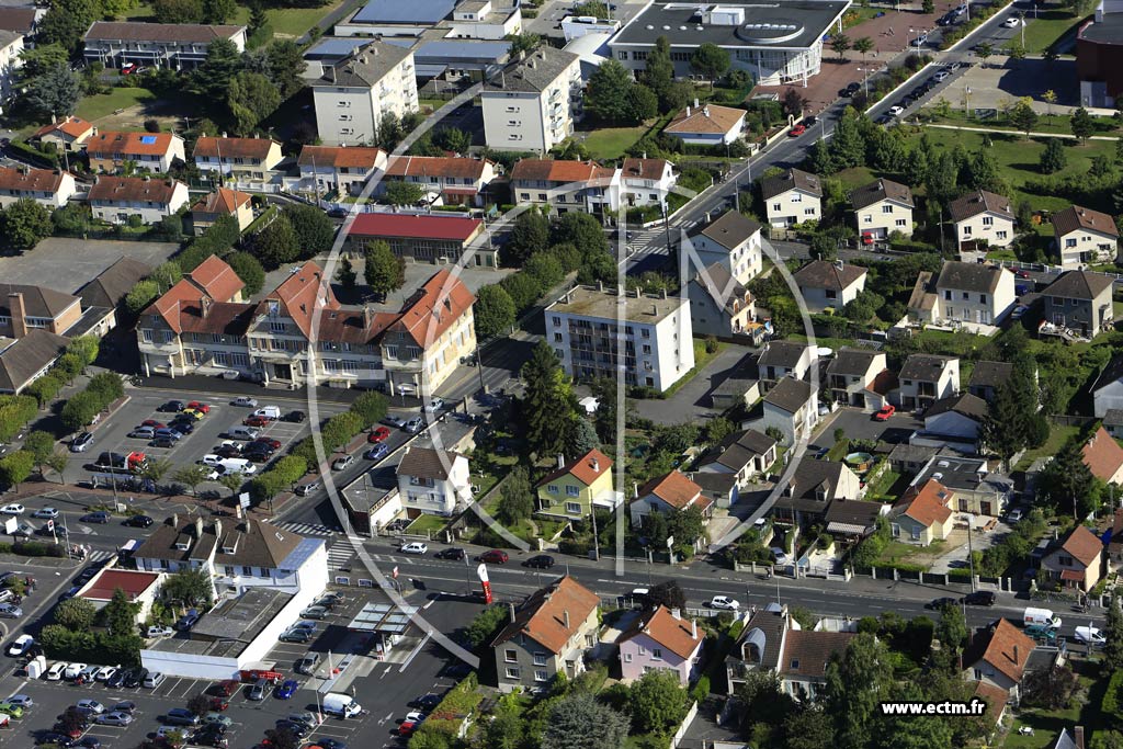 Photo arienne de Taverny (les Pontalis)