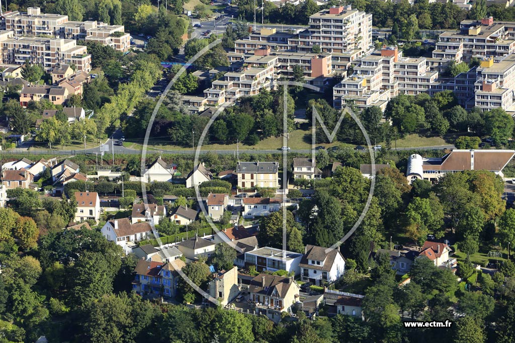 Photo arienne de ragny (la Croix des Pointes)