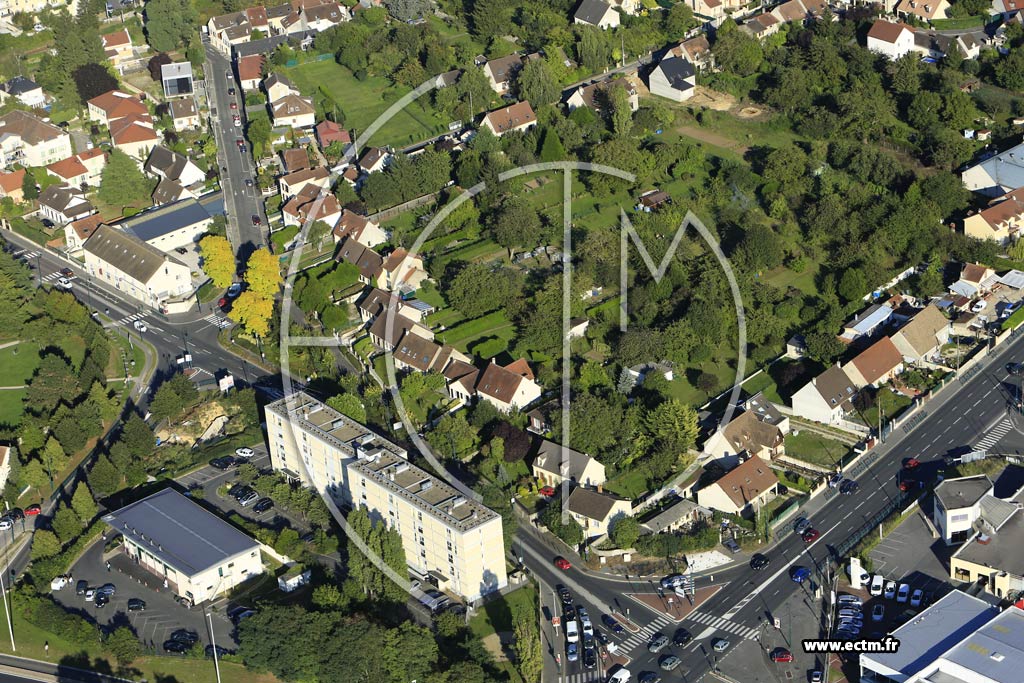 Photo arienne de Pontoise (les Noyers)