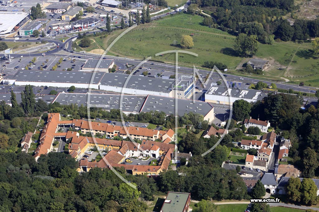 Photo arienne de Villebon-sur-Yvette (le Parc de Villebon)