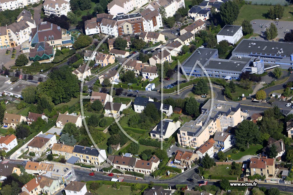 Photo arienne de Villebon-sur-Yvette (les Bas Casseaux)