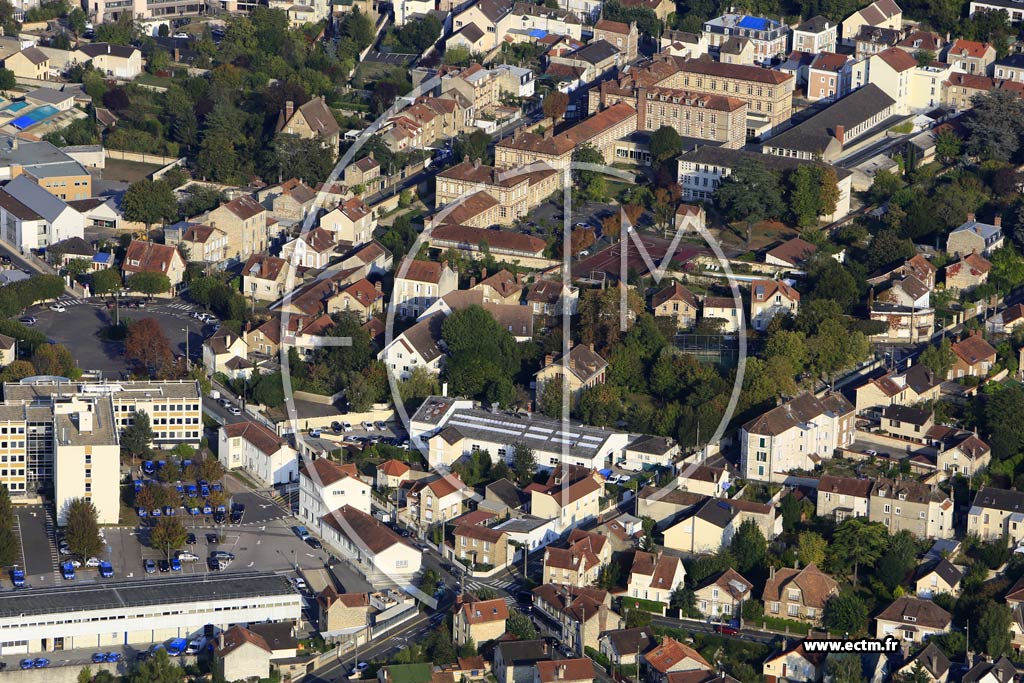 Photo arienne de Melun (Saint-Ambroise)