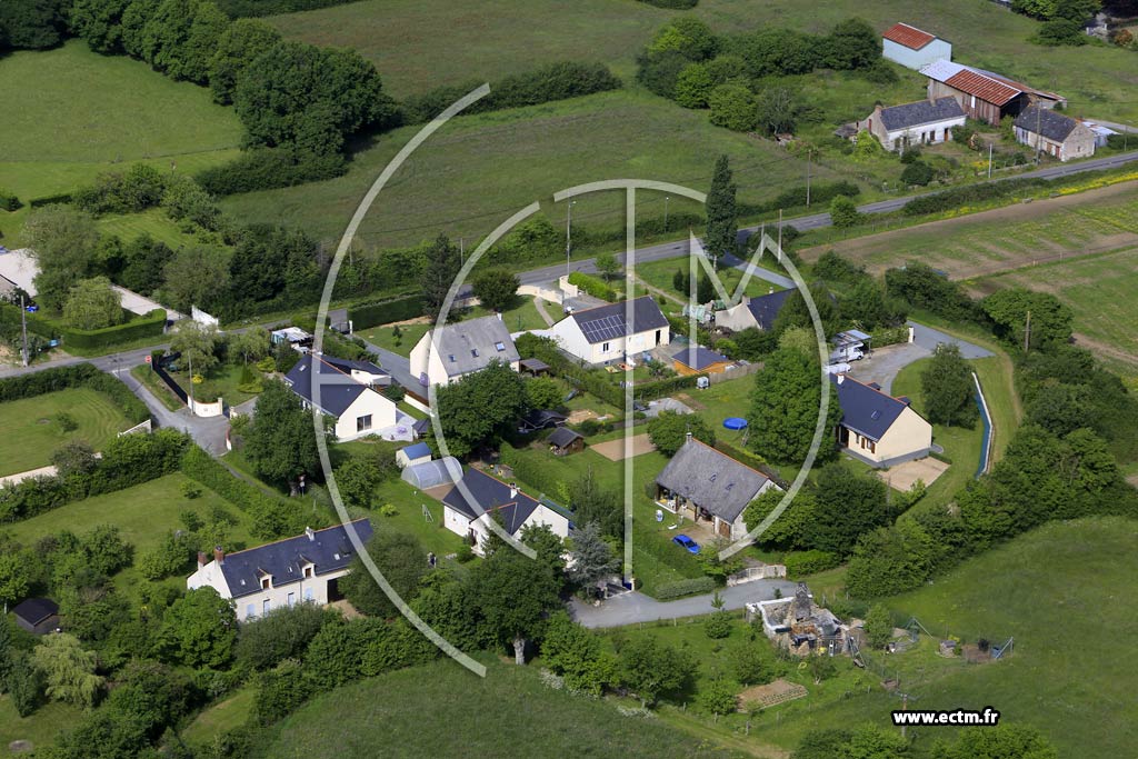 Votre Photo Aérienne   Soulaines Sur Aubance (la Basse Marzelle