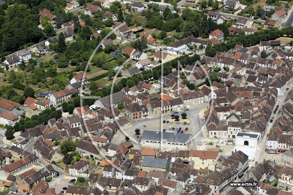 Photo arienne de Brienon-sur-Armanon (Centre)