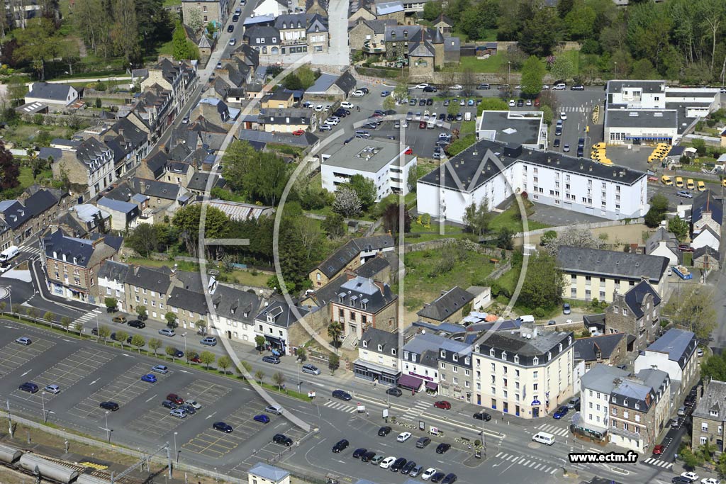 Photo arienne de Lamballe (Gare)