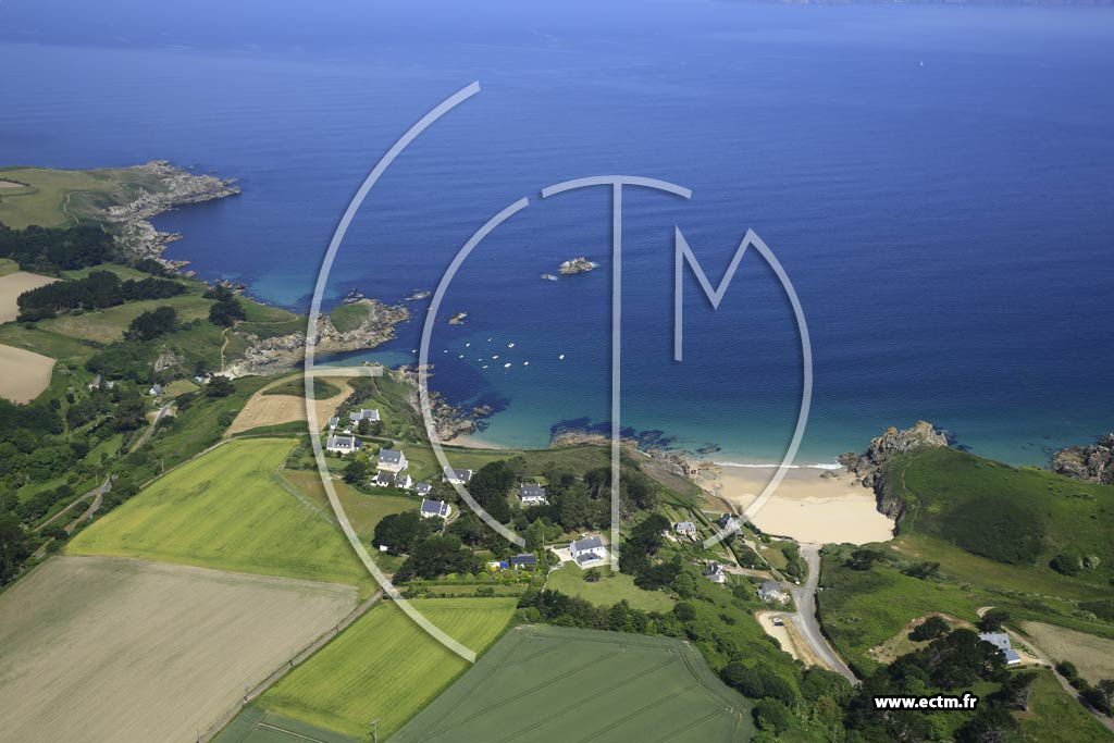 Photo arienne de Beuzec-Cap-Sizun (Plage de Pors Pron)