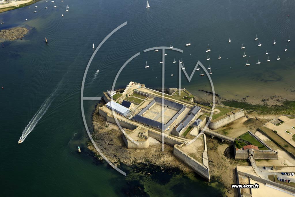 Photo arienne de Port-Louis (la Citadelle)