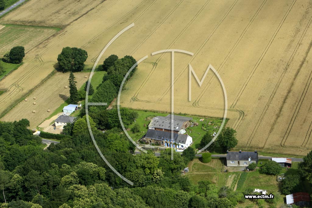 Photo arienne de Bains-sur-Oust (la Coudraye)