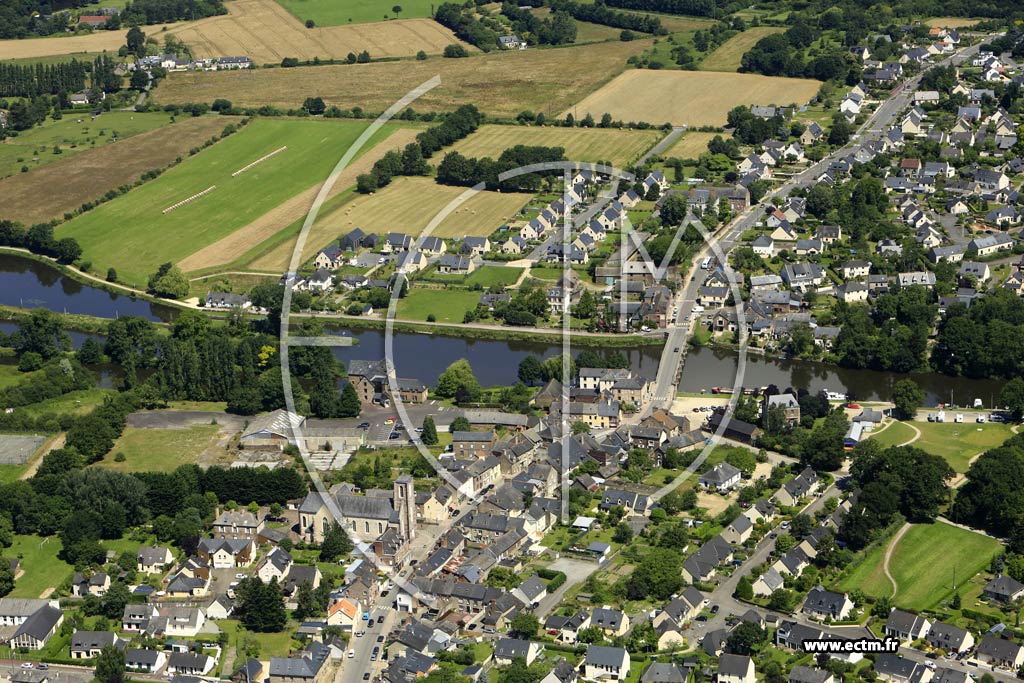 Photo arienne de Guichen (le Pont Ran)