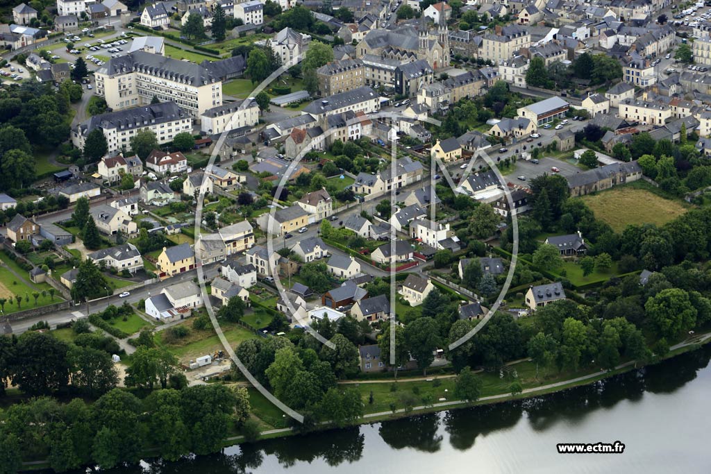 Photo arienne de Bain-de-Bretagne (Sud)