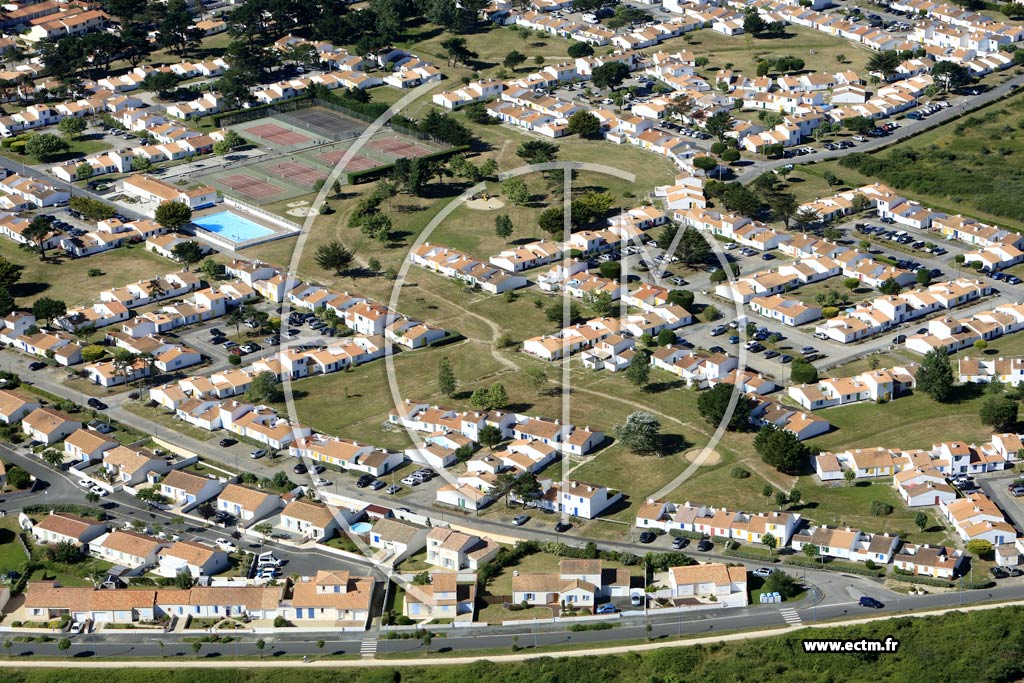 Photo arienne de Bretignolles-sur-Mer (les Fermes Marines)