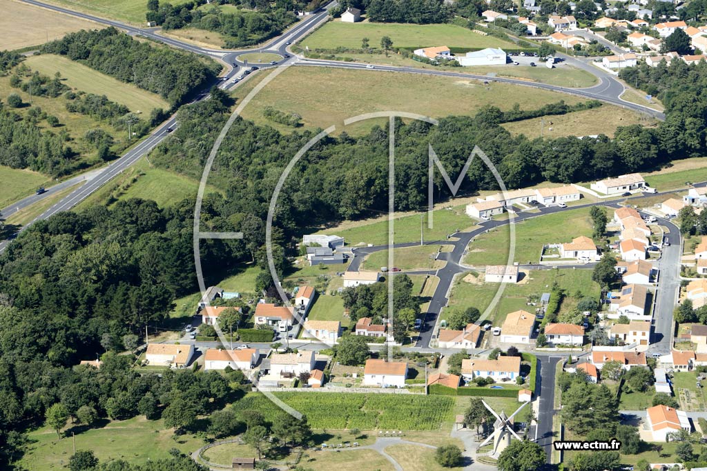 Photo arienne de Saint-Rvrend