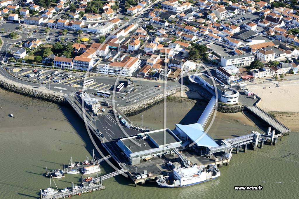 Photo arienne de La Barre-de-Monts (Gare Maritime)