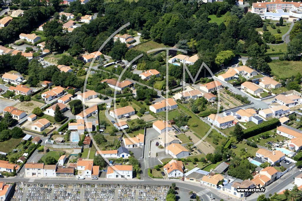 Photo arienne de La Garnache (la Gare)