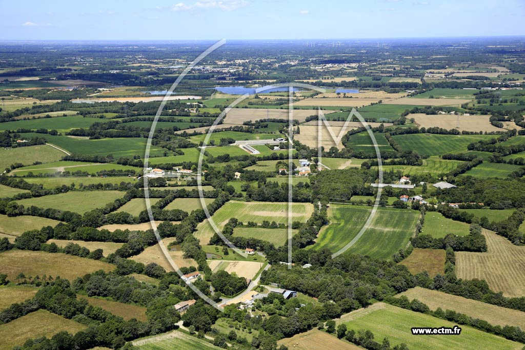 Photo arienne de Apremont (la Bouctire)