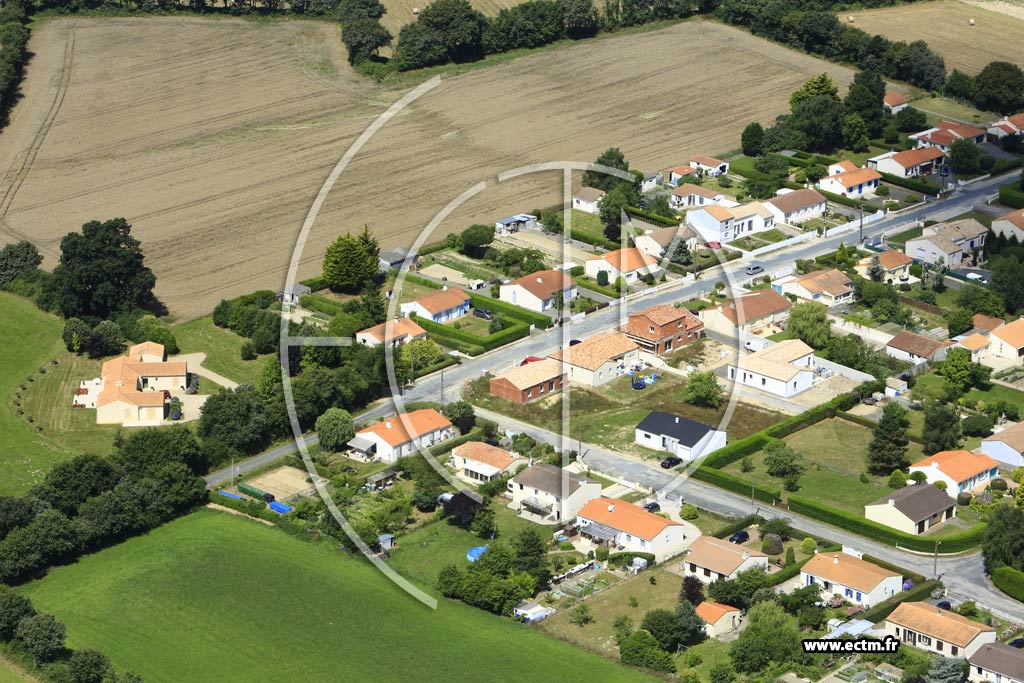 Photo arienne de Saint-Julien-des-Landes
