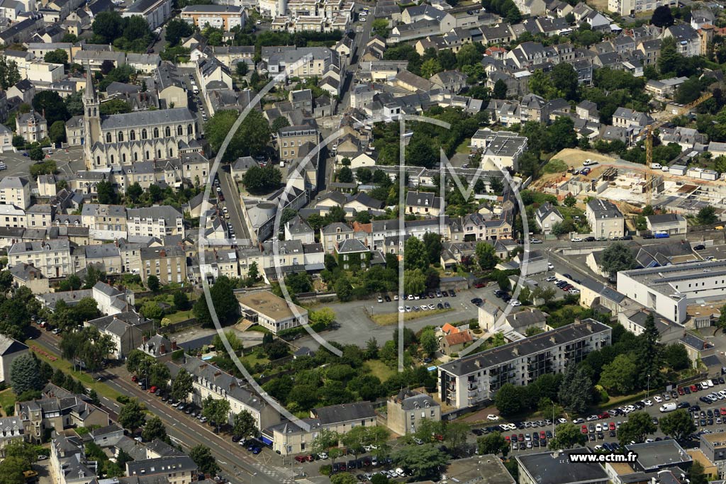 Photo arienne de Angers (la Doutre)