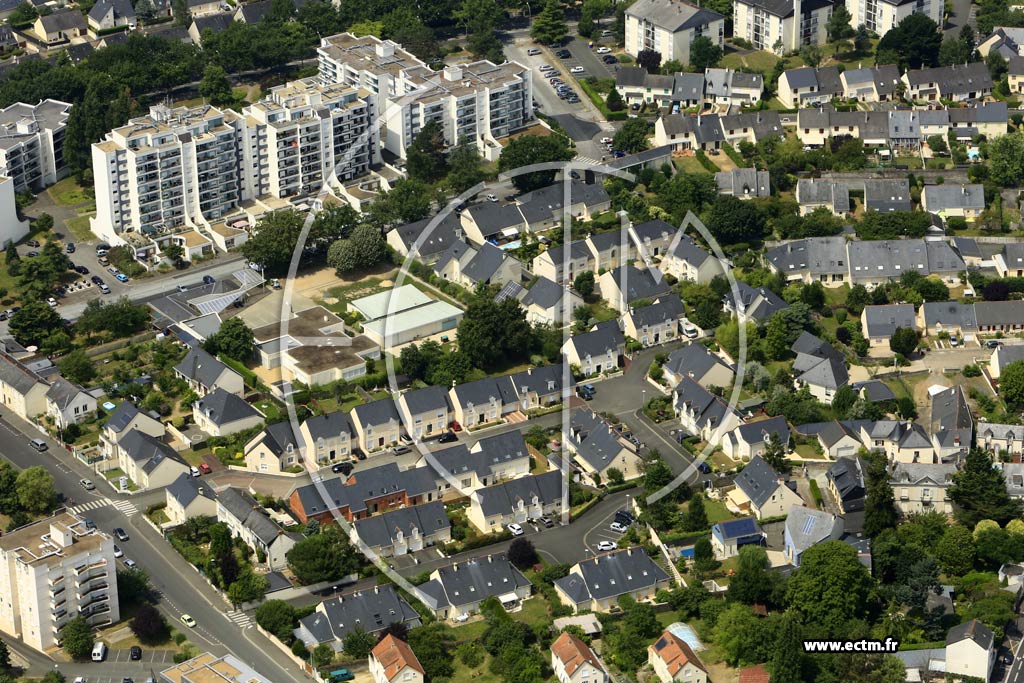 Photo arienne de Angers (Nazareth)