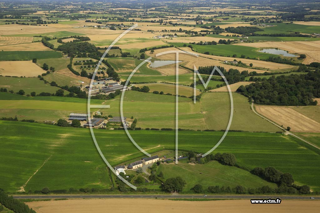 Photo arienne de Souvign-sur-Sarthe (le Jarrossais - la Cannerie)