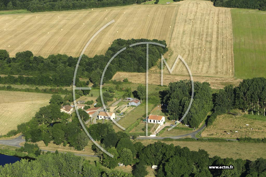 Photo arienne de Sainte-Verge (le Moulin Blanchard)