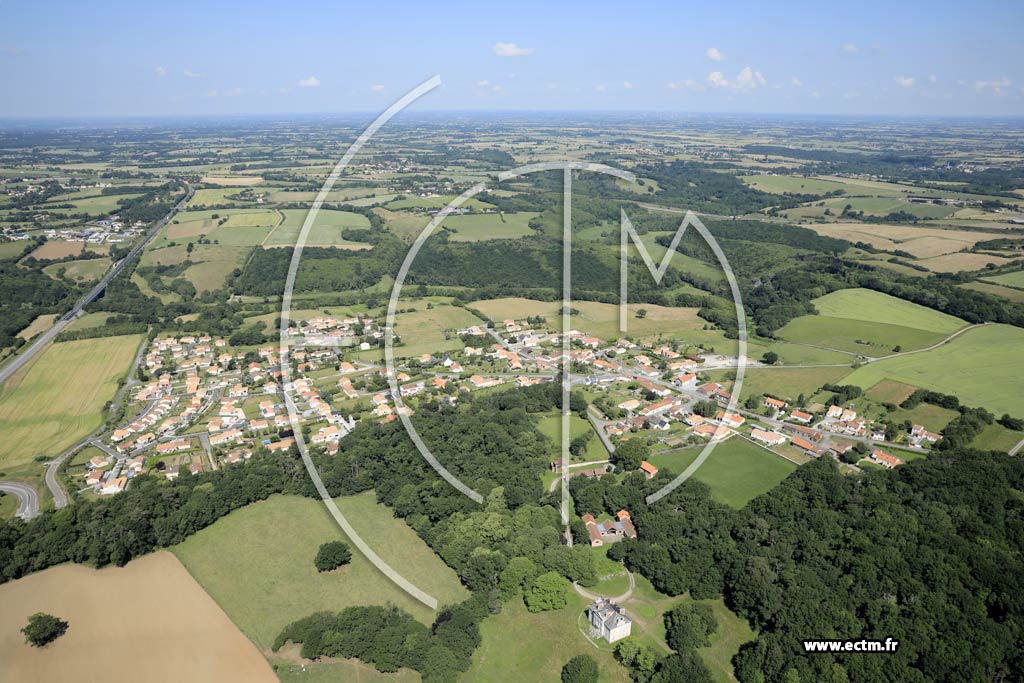 Photo arienne de Oudon (la Mabonnire)