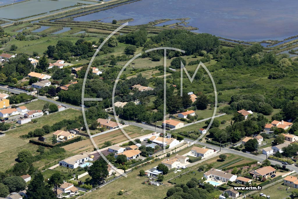 Photo arienne de Olonne-sur-Mer (la Caserne de Champclou)