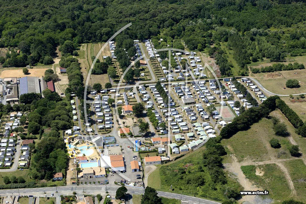 Photo arienne de Olonne-sur-Mer (la Globinire)