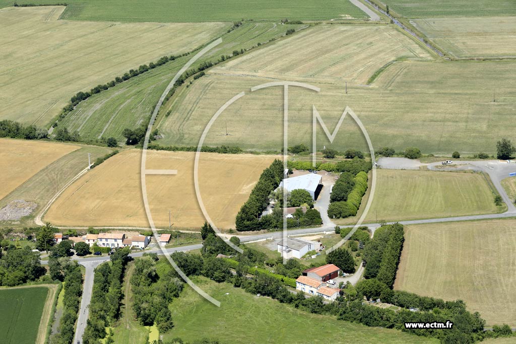 Photo arienne de Chaill-les-Marais (Village de l'An VII)