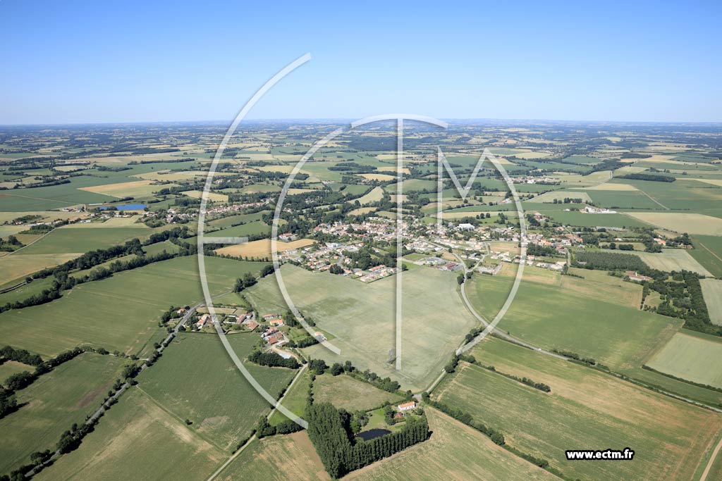 Photo arienne de Moutiers-sur-le-Lay (la Renoterie - l'Oucherie)