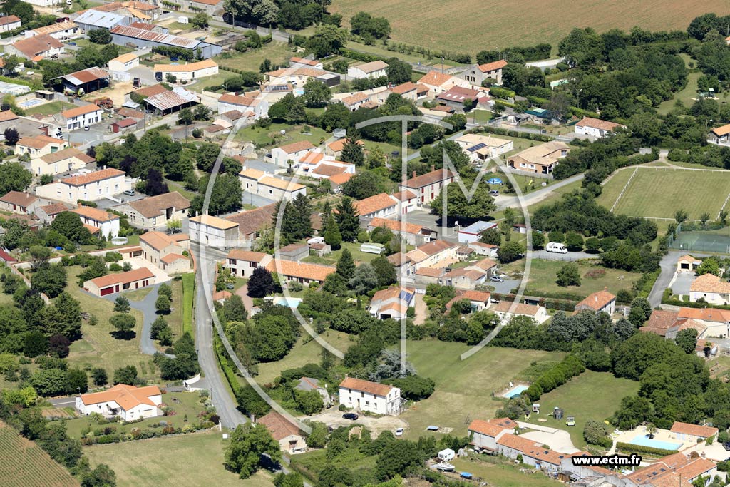 Photo arienne de Saint-Aubin-la-Plaine