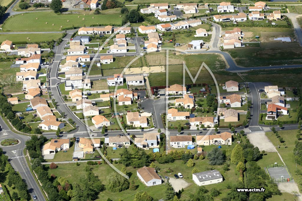 Photo arienne de L'Herbergement (la Maladrie)