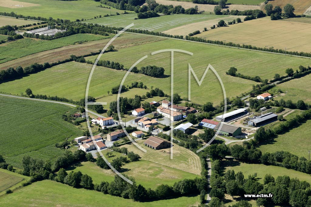 Photo arienne de Rochetrejoux (la Maison Neuve)