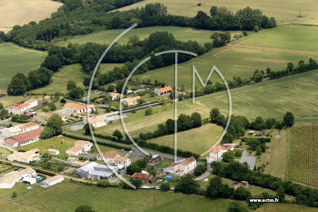 Photo arienne de Bournezeau (la Croise de la Boule)