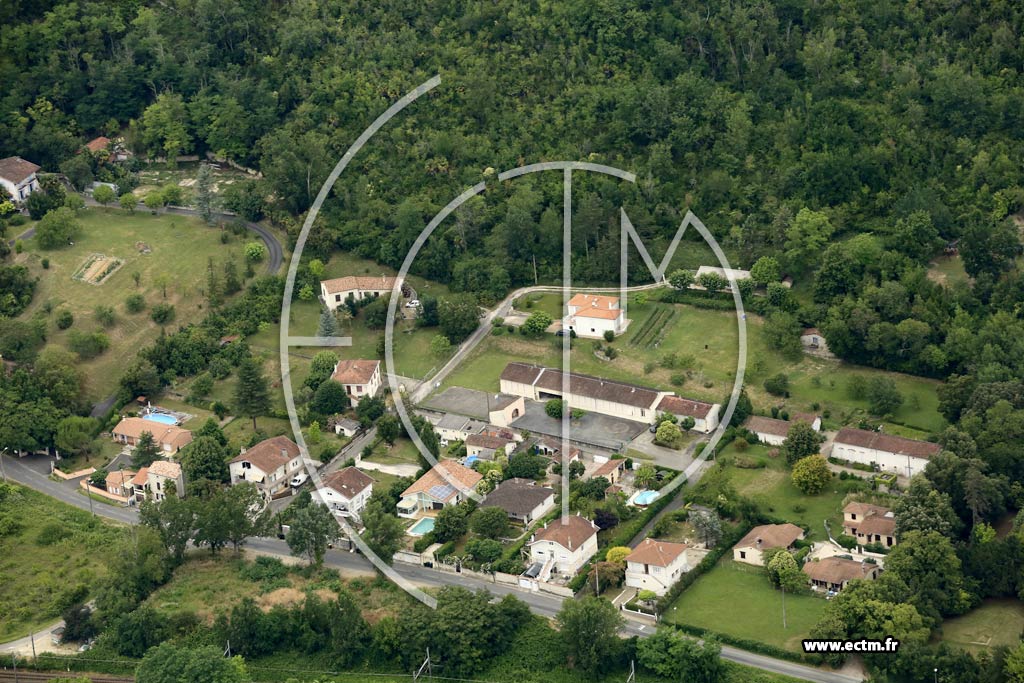 Photo arienne de Colayrac-Saint-Cirq (Saint-Jean de Vigouroux)