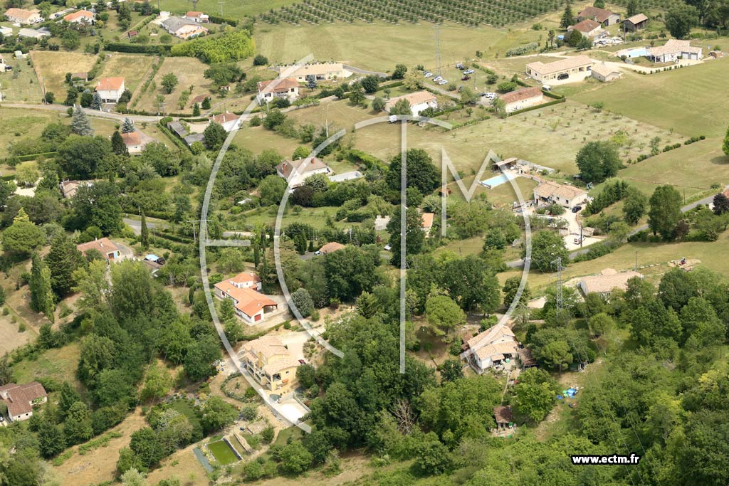 Photo arienne de Sainte-Livrade-sur-Lot (Meaux)