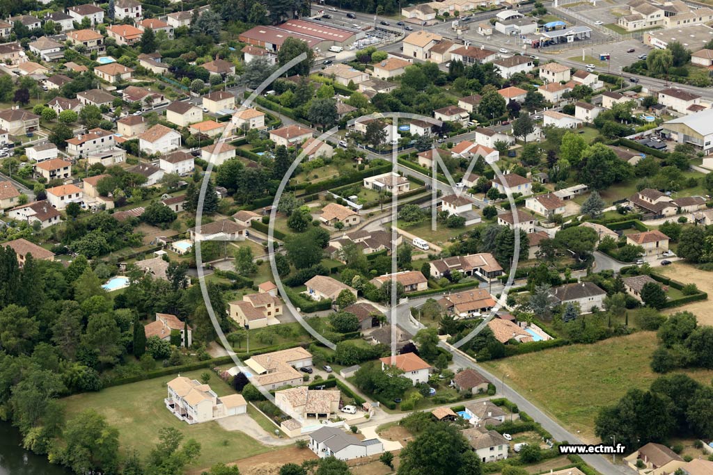 Photo arienne de Villeneuve-sur-Lot (Gilet)