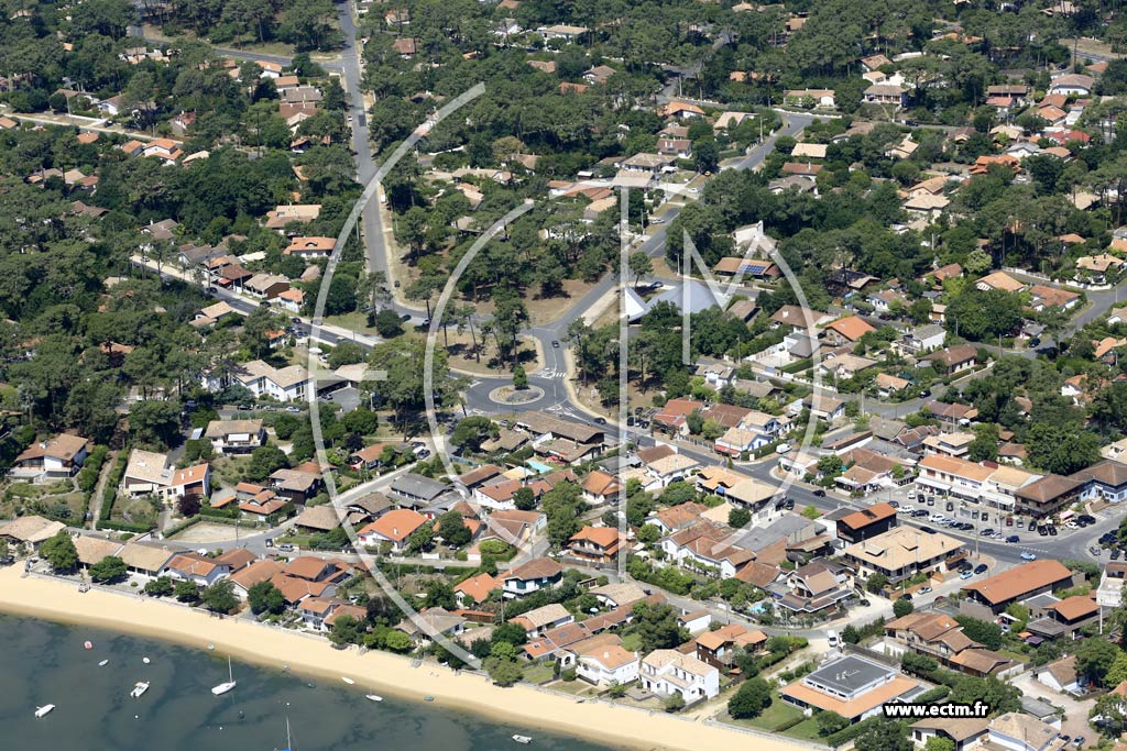 Photo arienne de Lge-Cap-Ferret (le Petit Piquey)