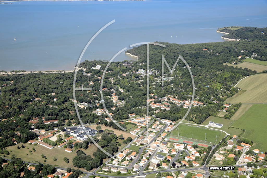 Photo arienne de Meschers-sur-Gironde (les Vergnes)