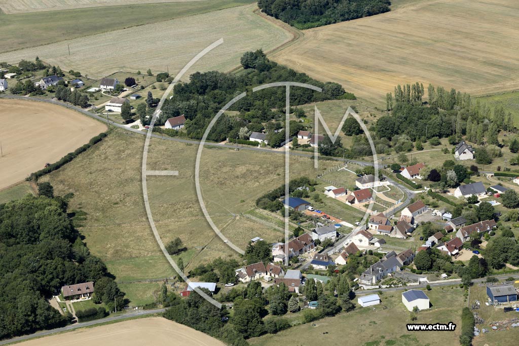 Photo arienne de Montreuil-en-Touraine (le Vieux Jou)