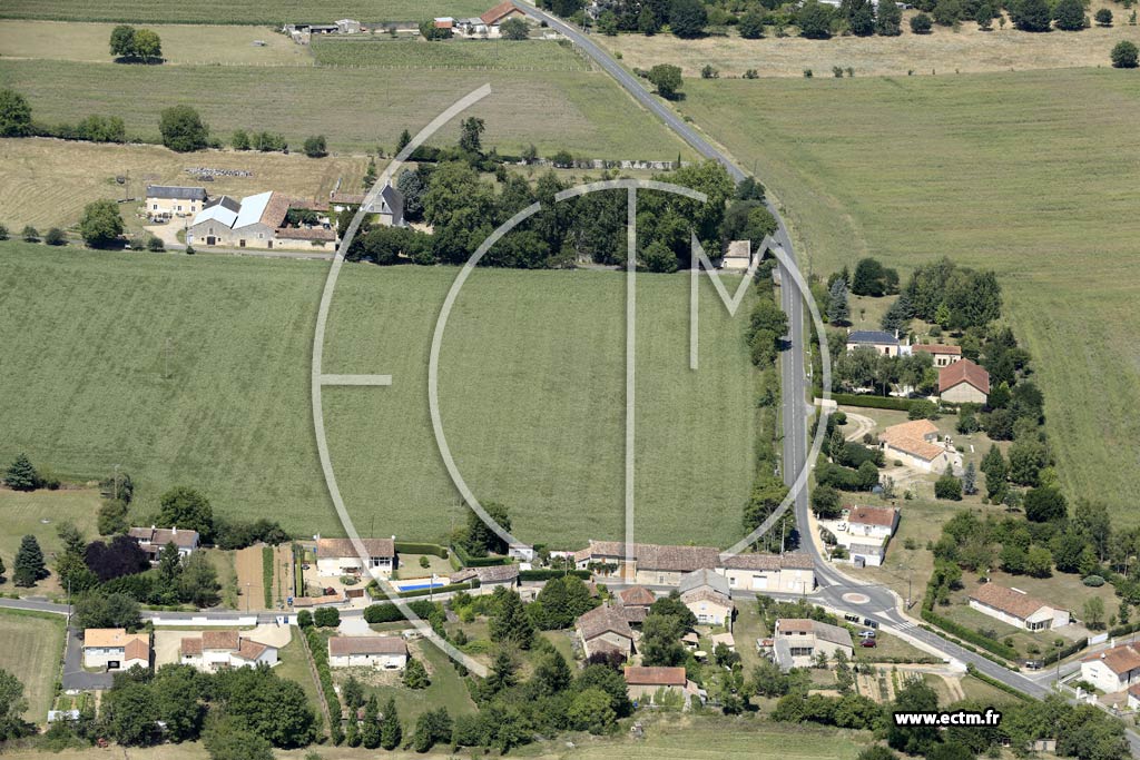 Photo arienne de Valdivienne (le Petit Clos - le Poiron)