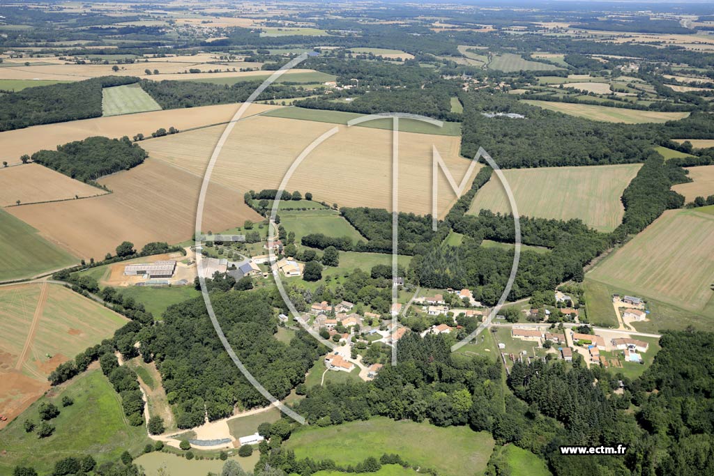 Photo arienne de Celle-Lvescault (le Coudret - la Baraudire)