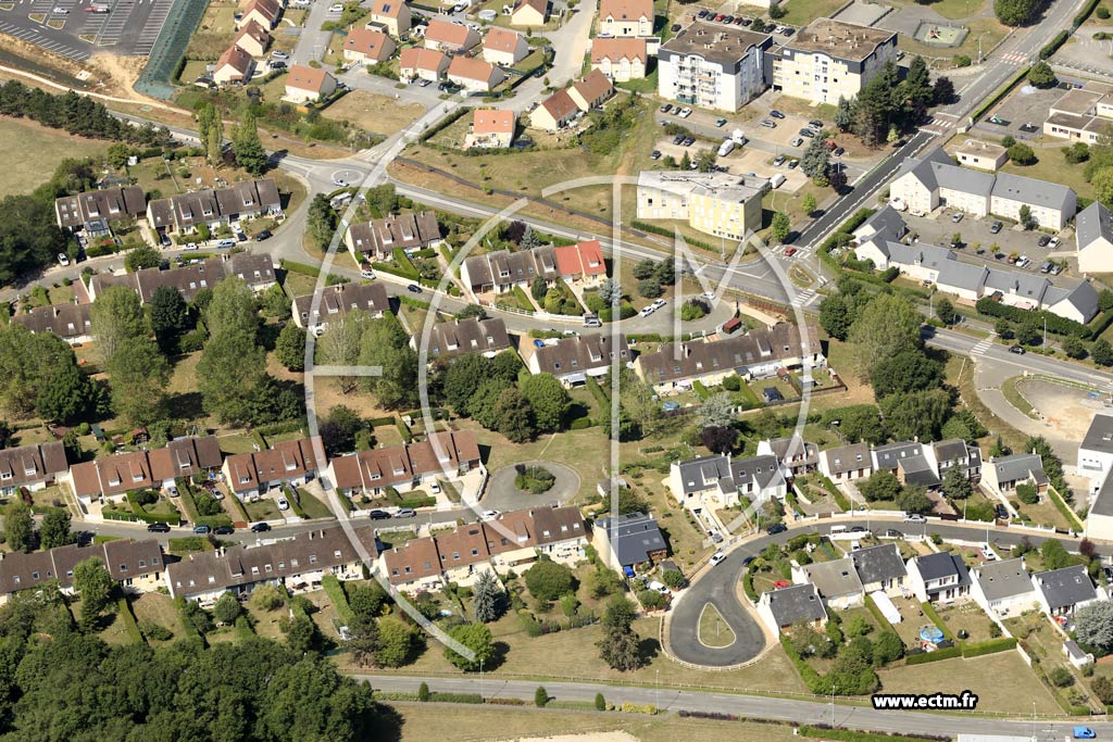 Photo arienne de Nogent-le-Roi (les Hauts de Nogent)