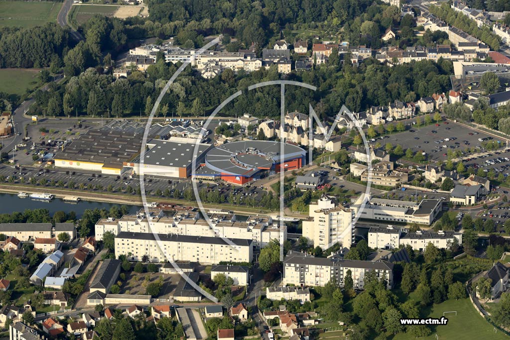 Photo arienne de Montargis (Ouest)