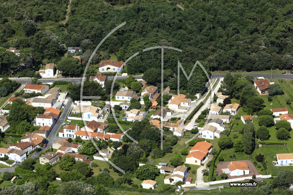 Photo arienne de Le Grand-Village-Plage (Les Valles)