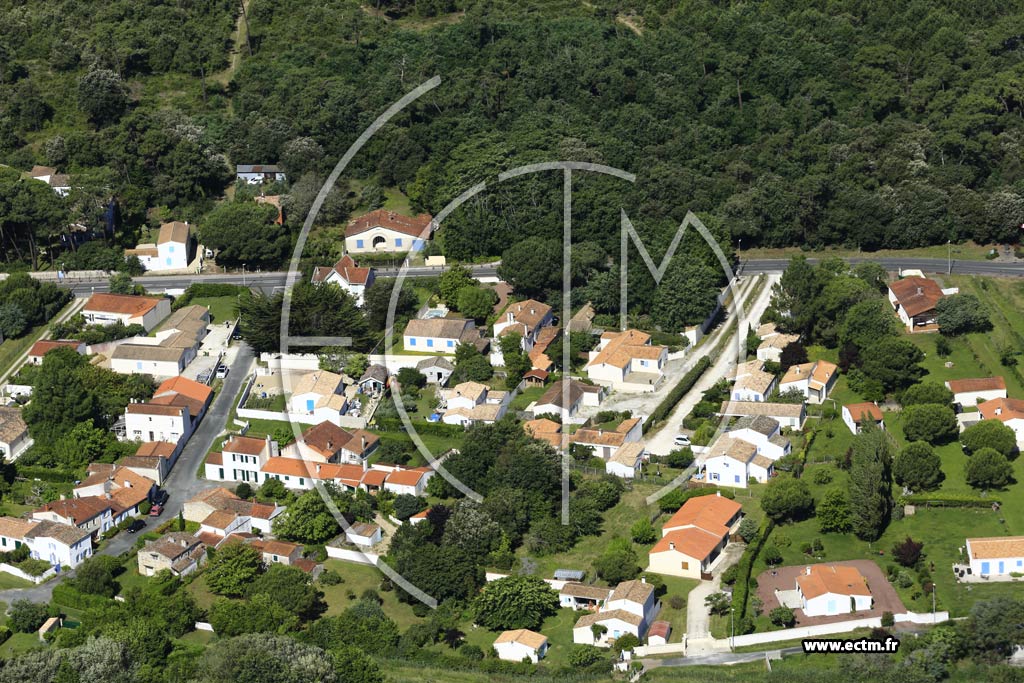 Photo arienne de Le Grand-Village-Plage (Les Valles)