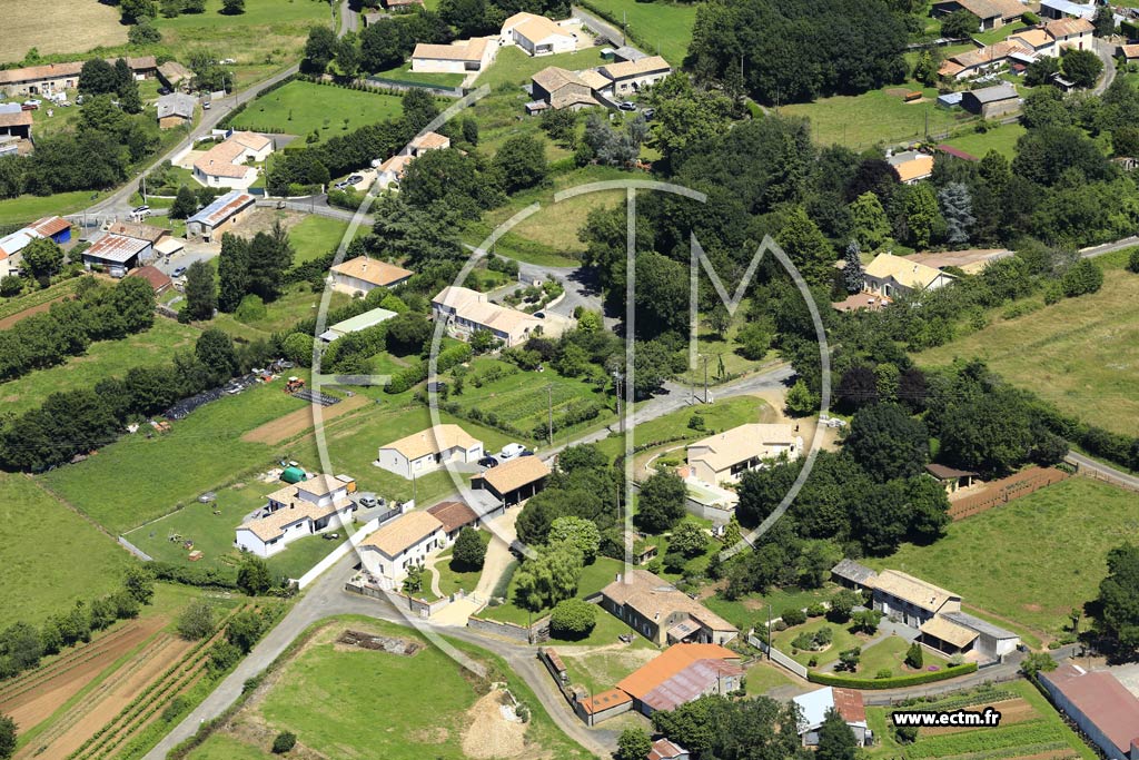 Photo arienne de Sainte-Eanne (Le Coudr)