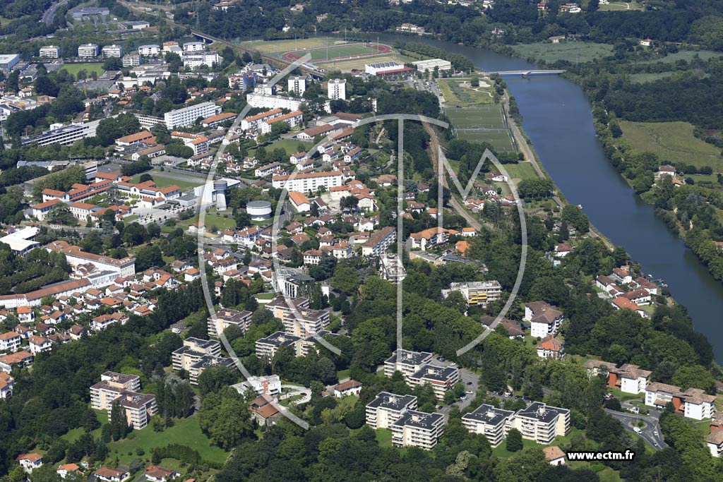 Photo arienne de Bayonne (Boudigau)