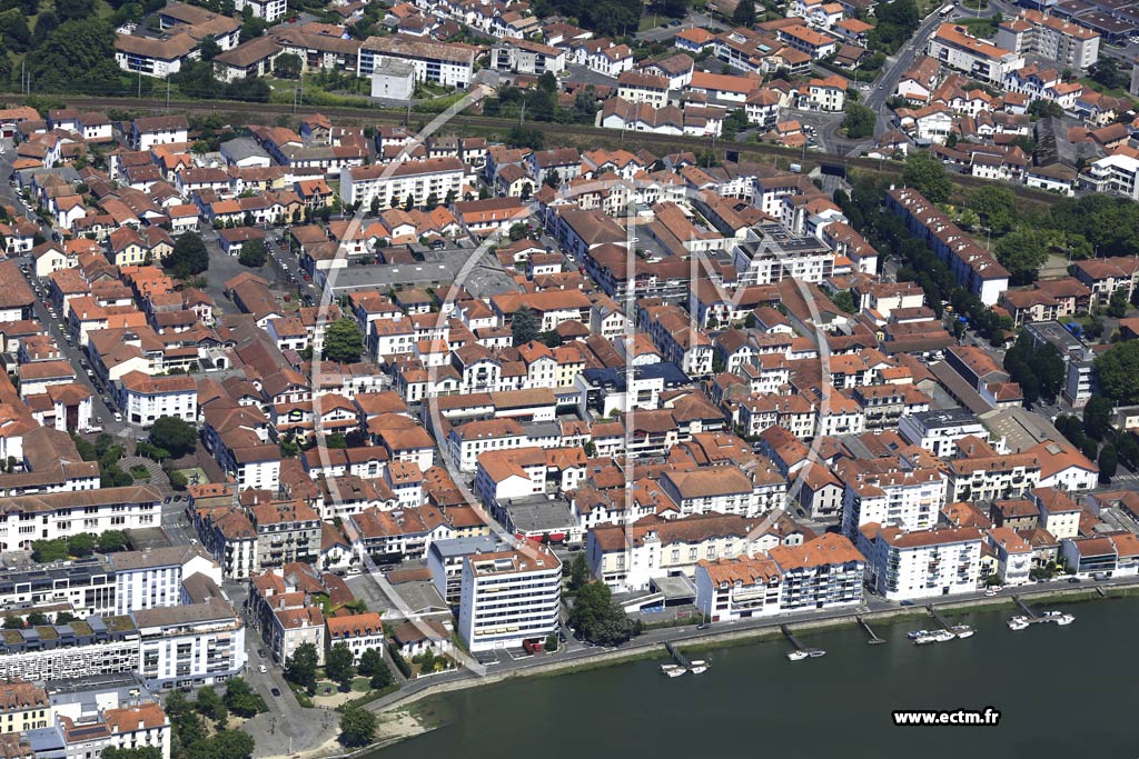 Photo arienne de Bayonne (Saint-Esprit)