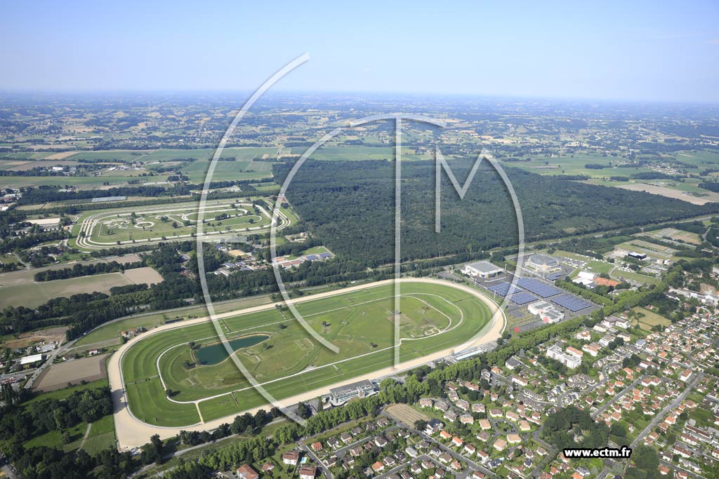 Photo arienne de Pau (Hippodrome du Pont Long)