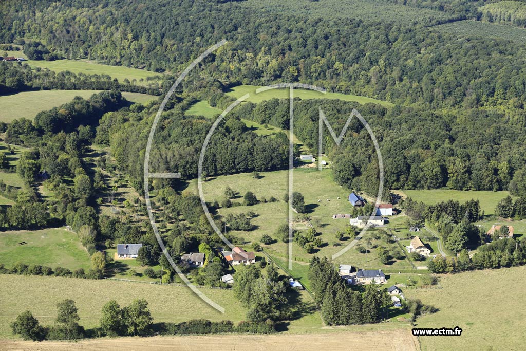 Photo arienne de Hermival-les-Vaux (le Rondel)